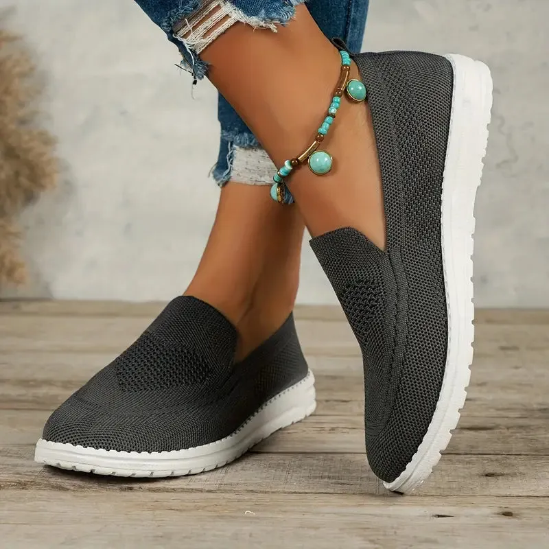 Casual, ademende gebreide slip-on sneakers voor buiten