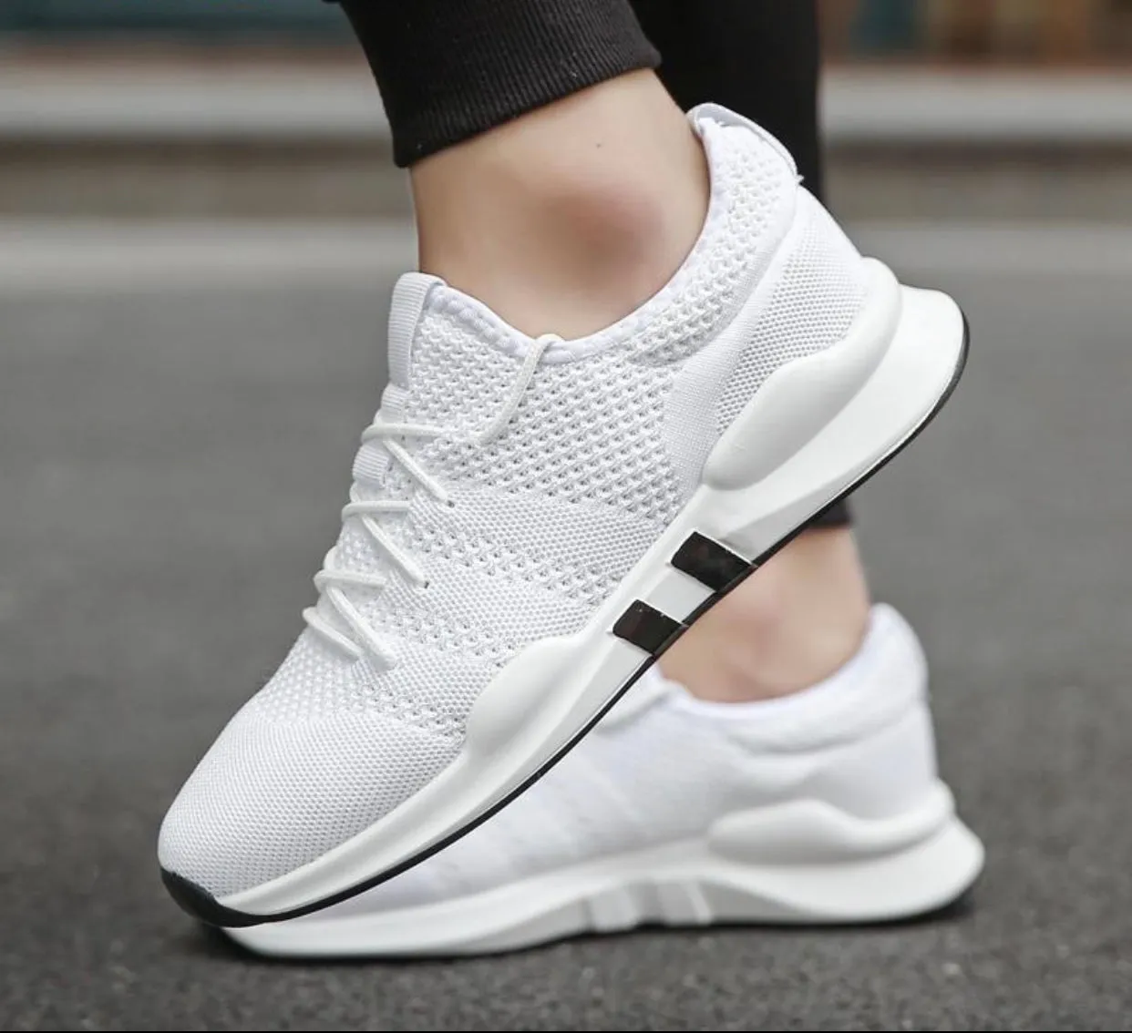 Casual Breathable Men Lace Up Sneakers