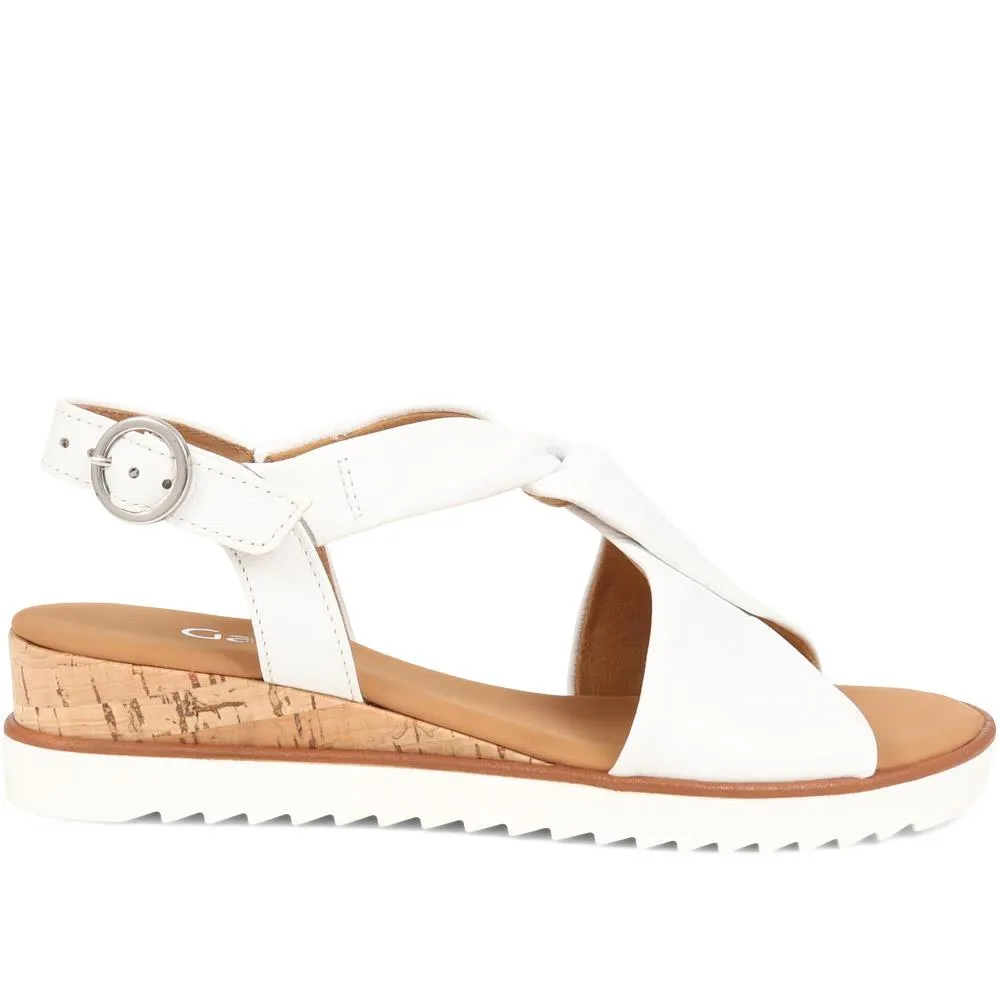 Rich Leather Twist-Front Sandals - GAB31514 / 317 898