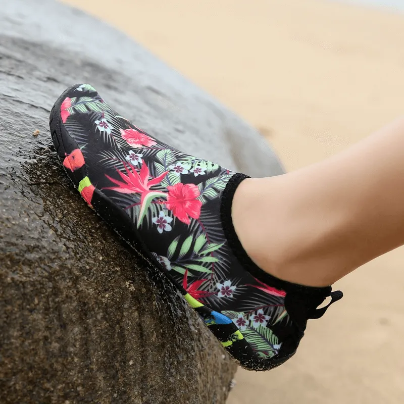 Swimming Printed Non-Slip Shoes / Quick Dry Unisex Beach Footwear - SF1470